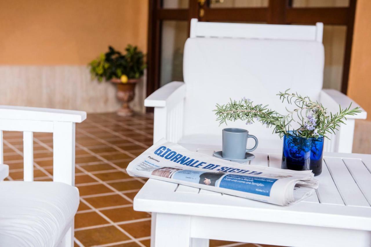 Casa Vela Bianca Mondello Addaura Apartment Palermo Bagian luar foto